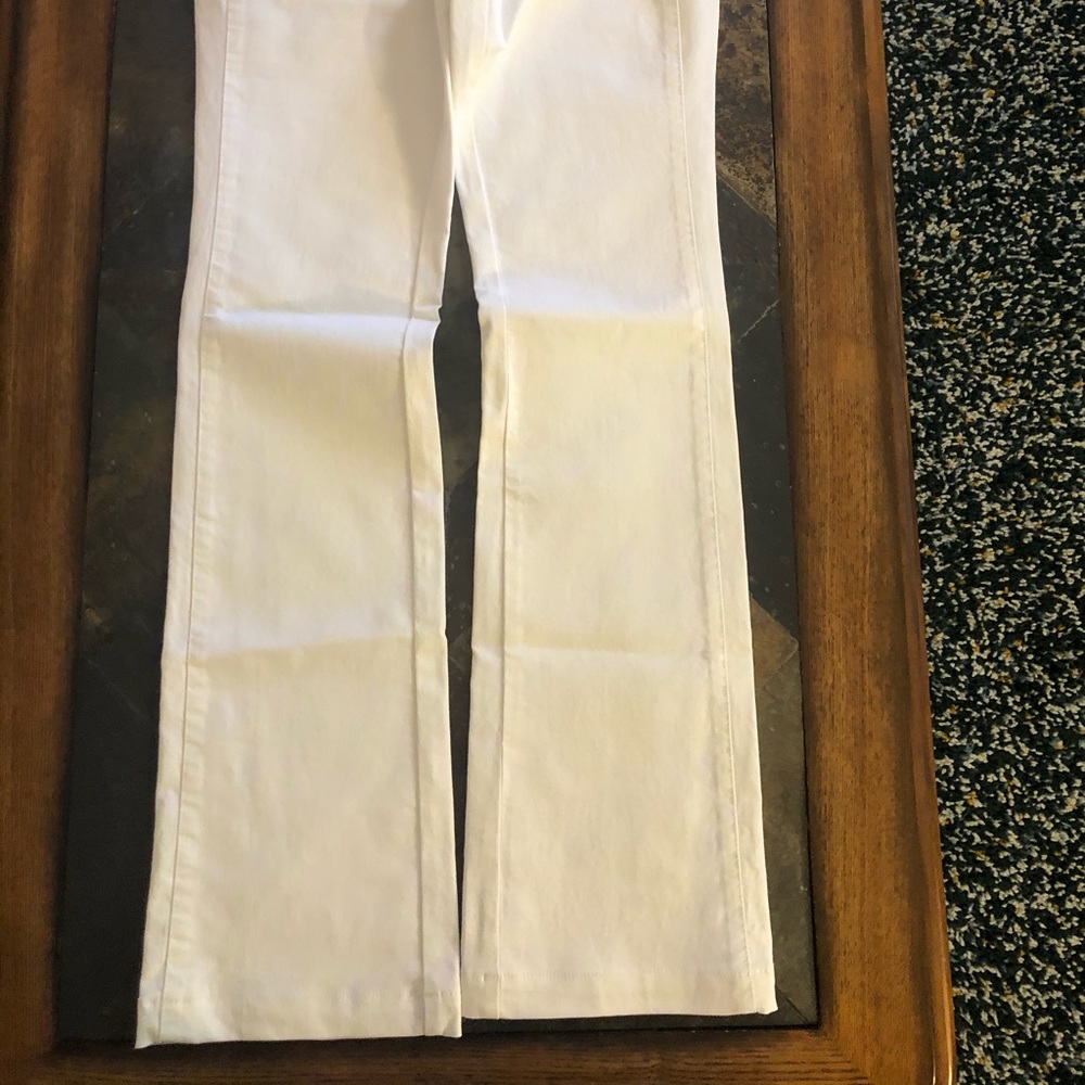 Jeans - Picture 2 of 4